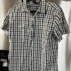 Vurt mens shirt size large plaid black/white